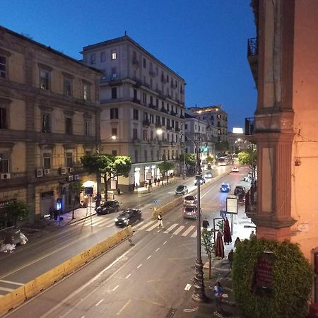 La Dimora Di Cinzia Daire Napoli Dış mekan fotoğraf